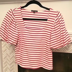 Skies are blue XS red striped top